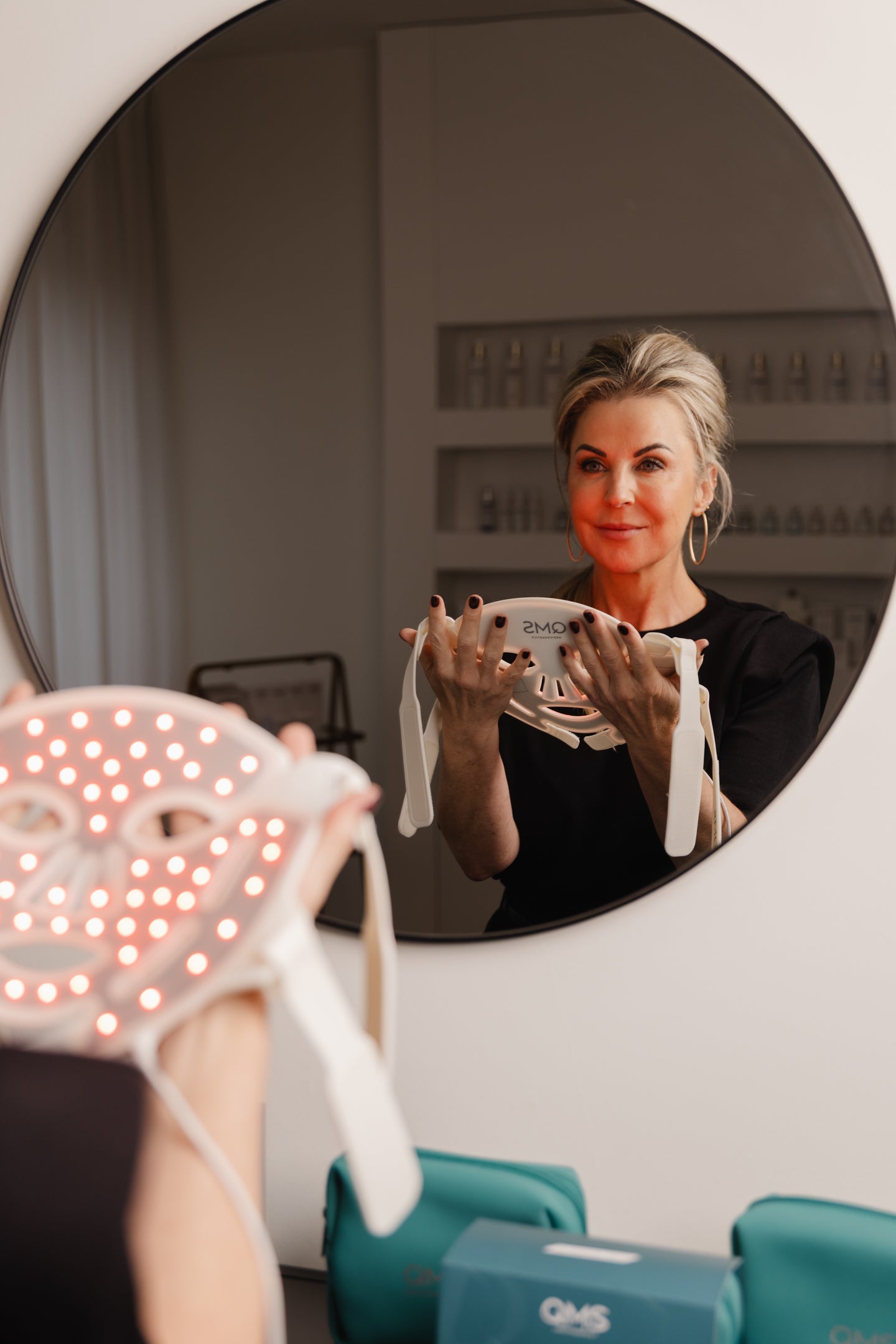 QMS Medicosmetics LED masker