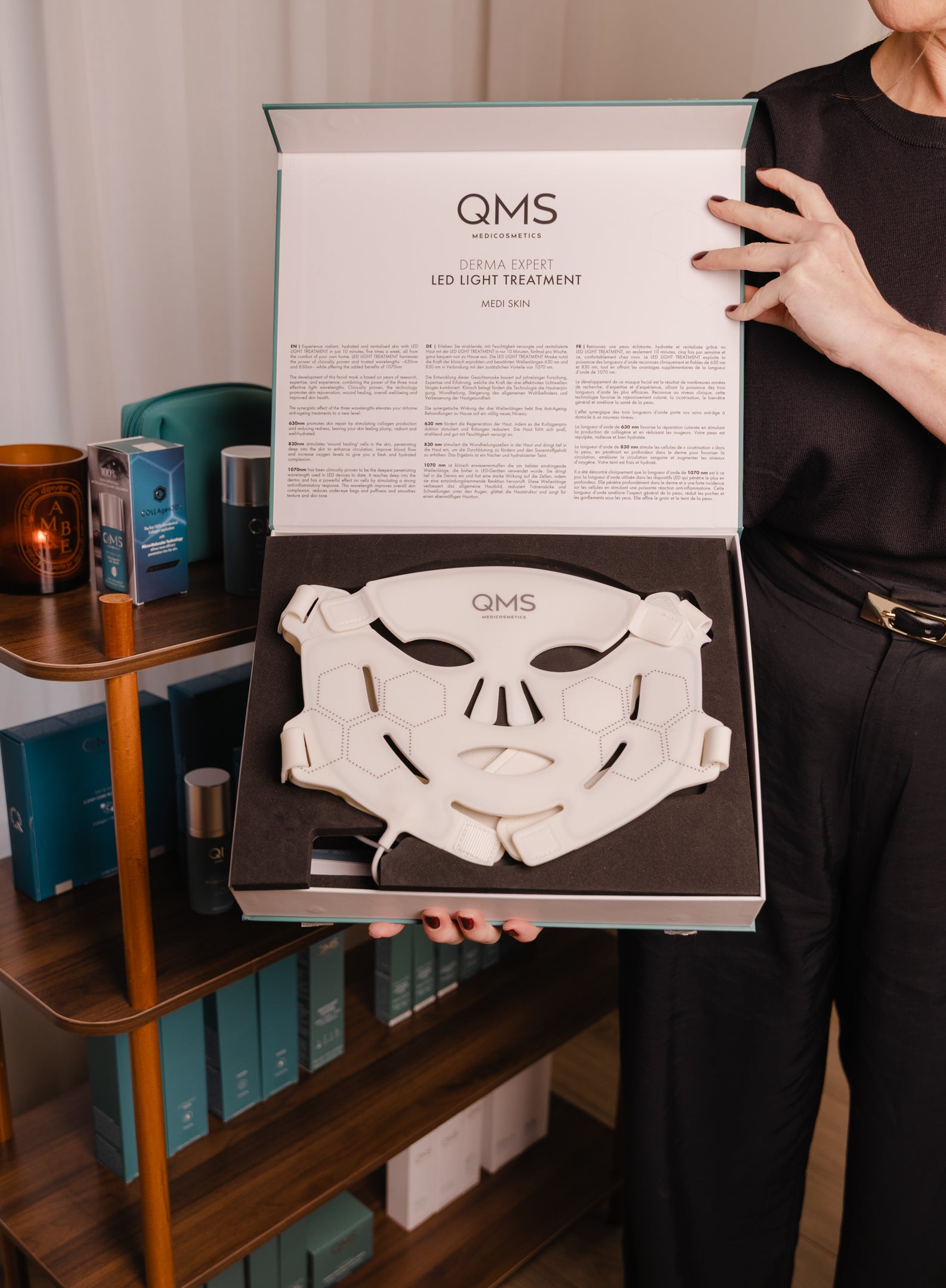 QMS Medicosmetics LED masker